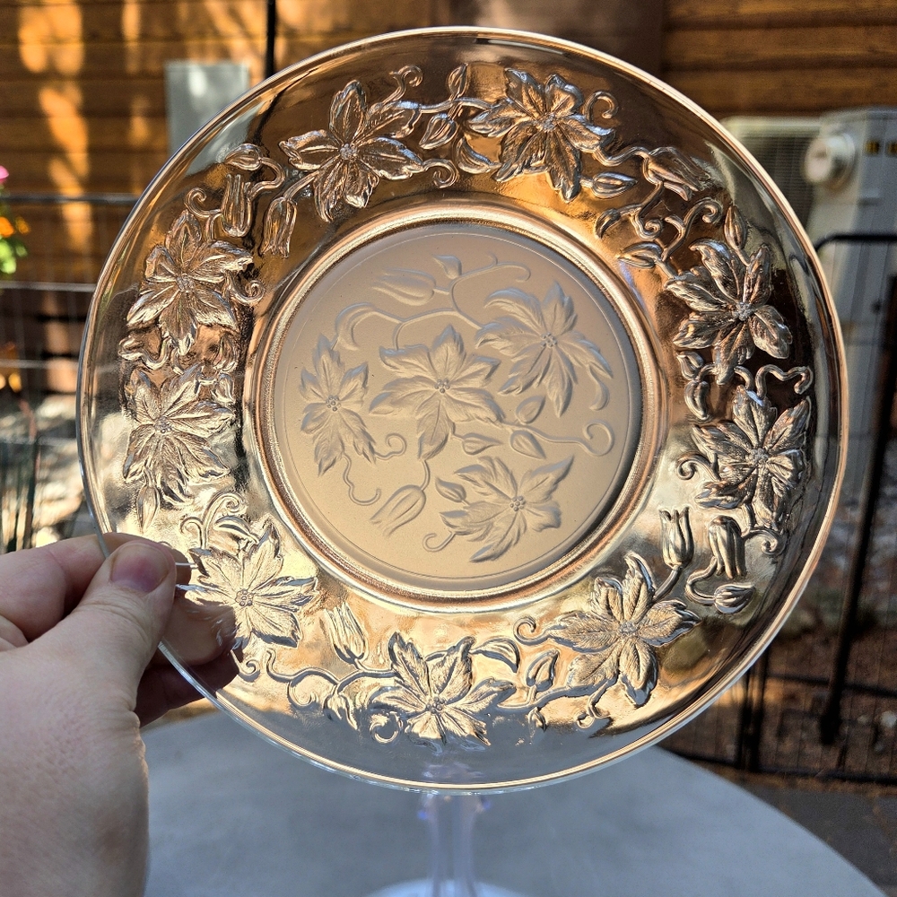Four Vintage Princess House Fantasia Floral Poinsettia Glass Plates~8 Inches